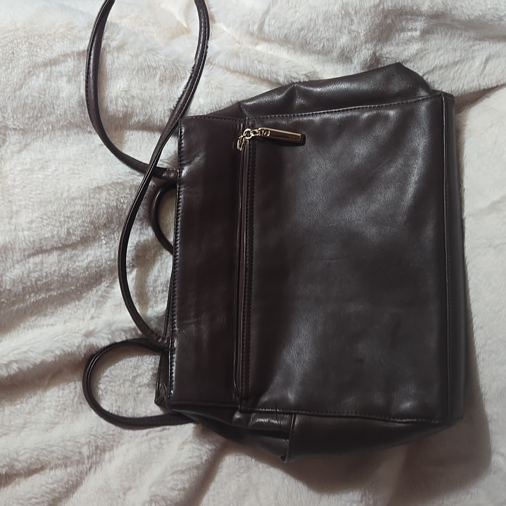 Giani Bernini brown leather shoulder bag